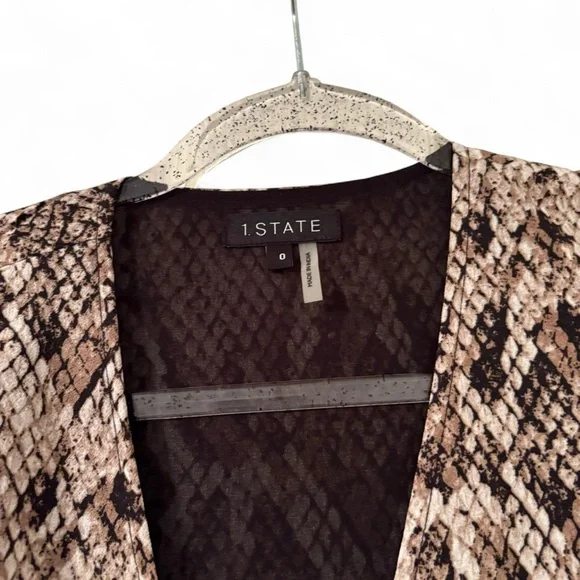 NWT 1.STATE Long Sleeve Ruffled Snake-Print Wrap Dress - Picture 5 of 6